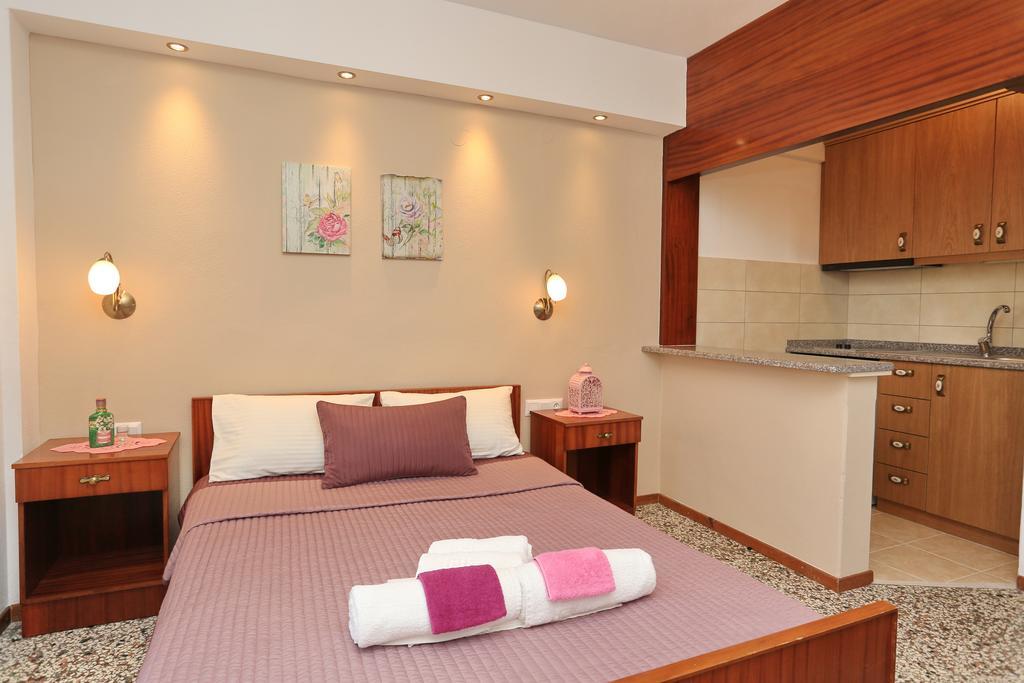 Kastoria Hotel Apartments Hanioti Buitenkant foto
